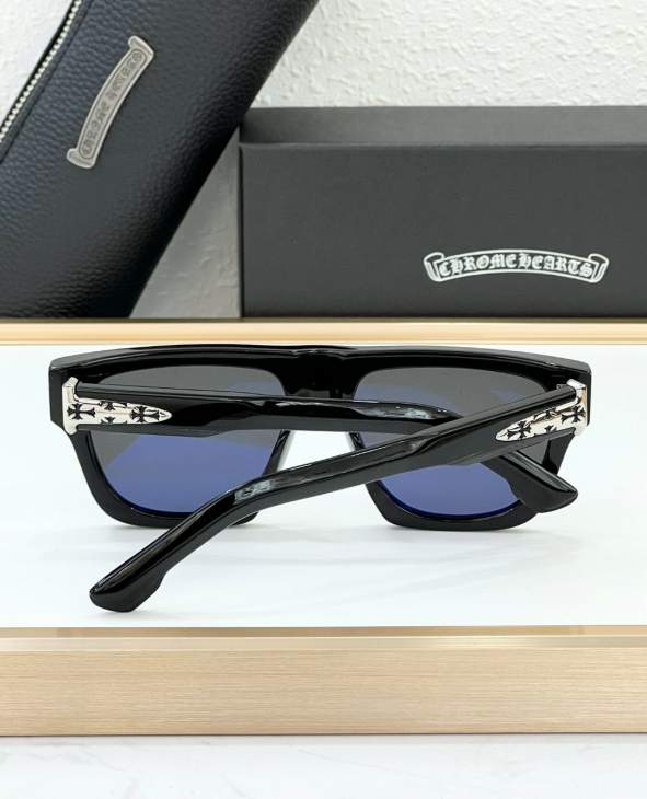 Picture of Chrome Hearts Sunglasses _SKUfw66635015fw